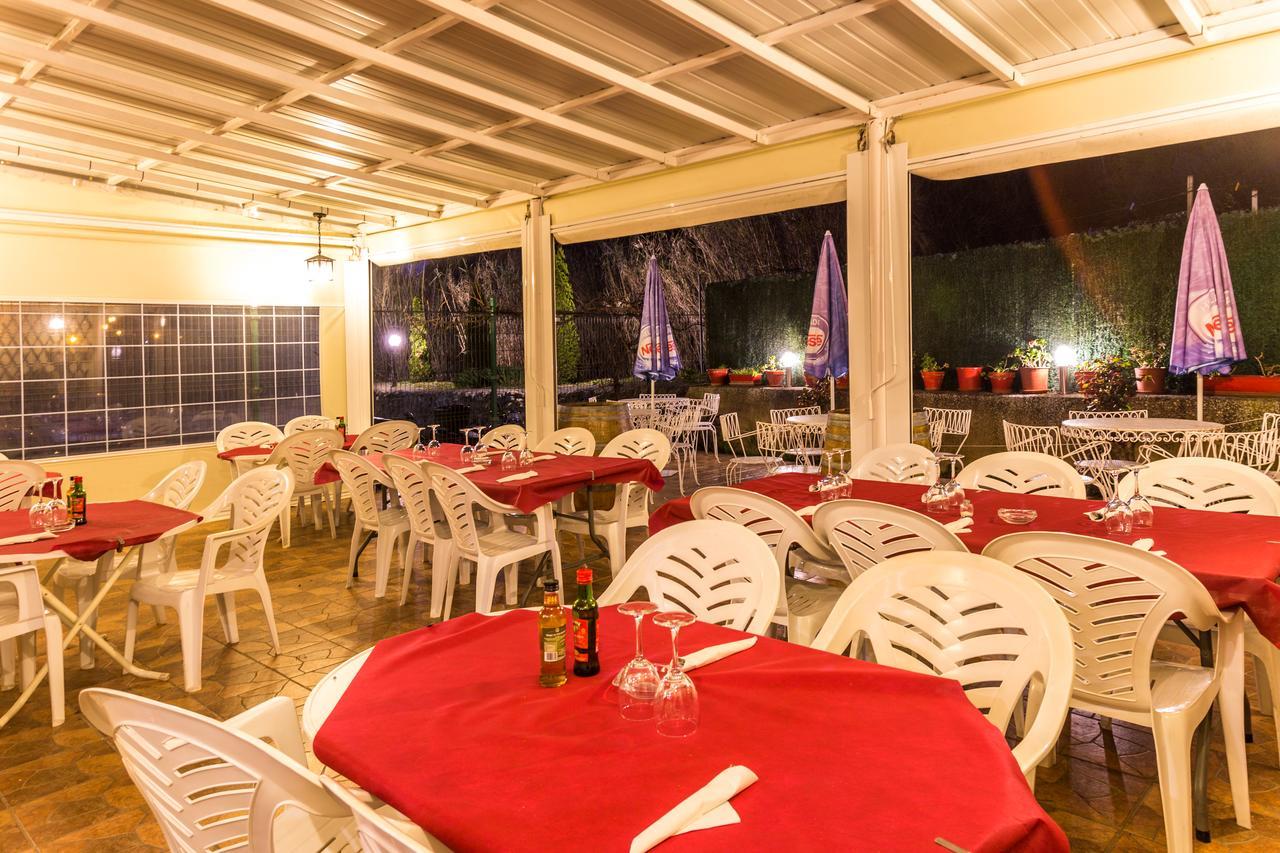 Hotel Parras ארנדילו מראה חיצוני תמונה