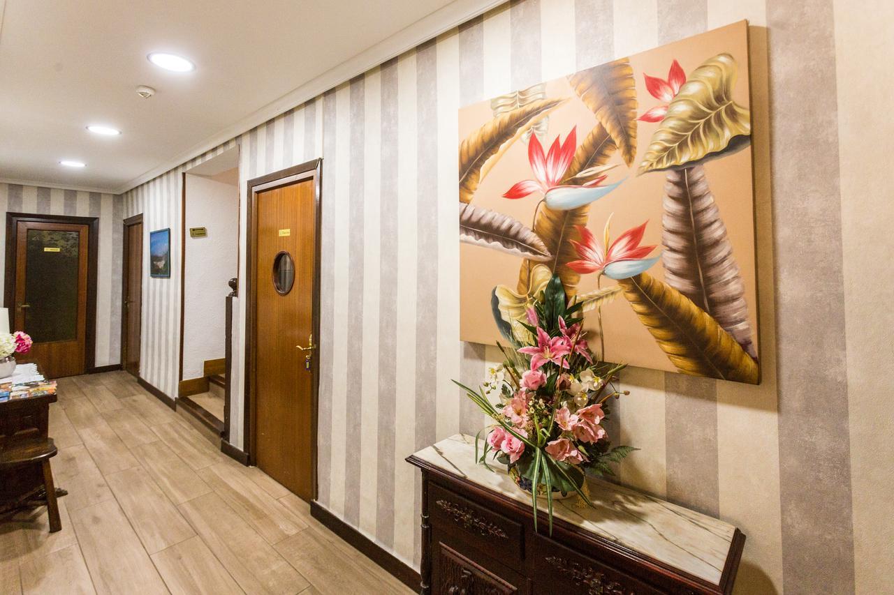Hotel Parras ארנדילו מראה חיצוני תמונה